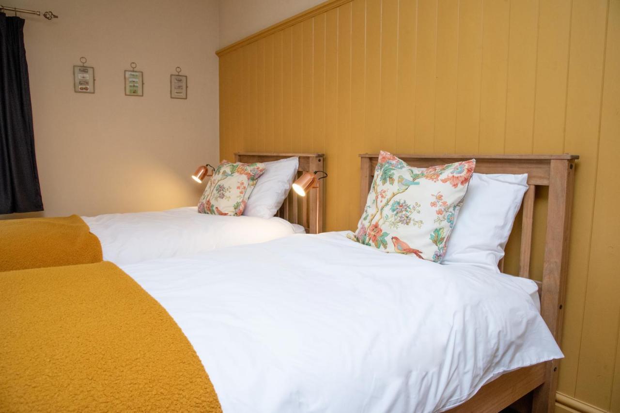 Work And Relax - Fast Wifi, Fireplace & Near Pub Newton Aycliffe Exteriér fotografie